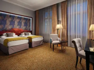 Art Deco Imperial Hotel