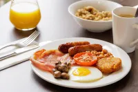 Doubletree by Hilton Dartford Bridge - breakfast