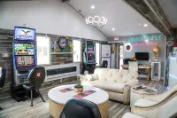 Dragonfly Inn & Suites