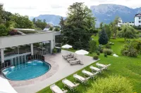 Hotel Bemelmans-Post - Swimmingpools