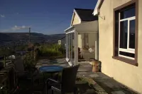 Penybryn Cottages Hotels in Aberdare