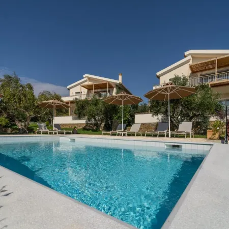 Abelia Luxurious Villas