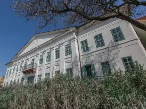 Erzsebet Nagy Szalloda