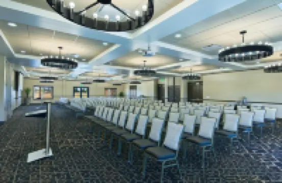 Oxford Suites Sonoma - Rohnert Park