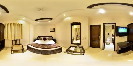 Amax Inn