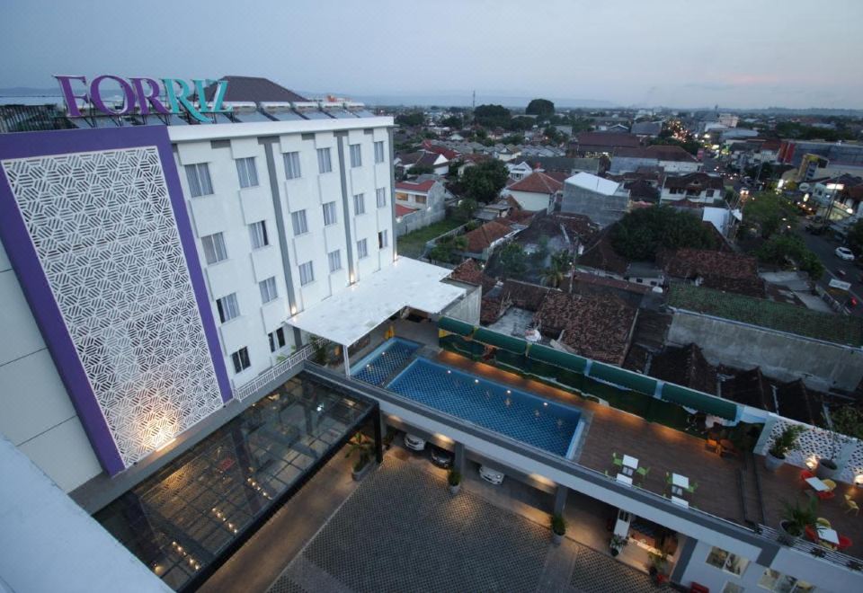 hotel overview picture