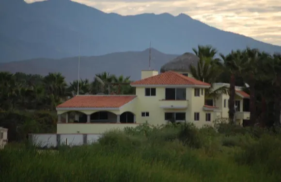 派司開特羅宮殿旅館