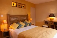 Les Jardins de l'Hacienda Hotels in Tarare
