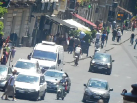 อัลบาโตรรูมส์