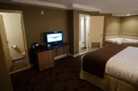 Aashram Hotel by Niagara River فنادق في Grand Island