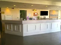 Studio 6 Suites Delano, CA