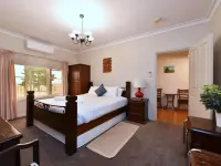 King 2 - Close Proximity to Bimbadgen and Hope Estate Concerts Hotels in Rothbury