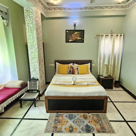 Mild Life Hostel Udaipur