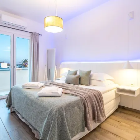 White Rock Milos Suites