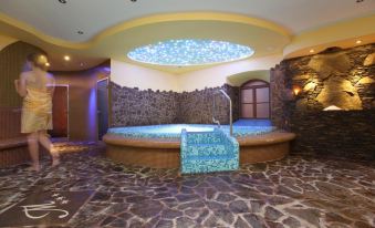 Hotel Majolika