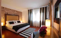 Cala Rosa Club Hotel Отели в г. 