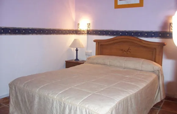 莫納斯特雷爾旅舍