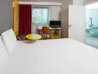 Ibis Styles Crewe Hotels in Crewe