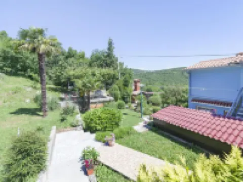 Apartments Andela Hoteles en Brseč