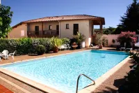 Chez Terrassier - Logis Hôtels - Hotel et Restaurant