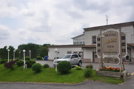 Motel Bel-Eau Отели в г. Сент-Андре-Авеллен