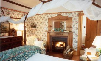 White Lace Inn
