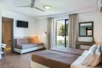Gerona Mare Apartments - balcony