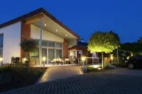Hotel Jott Wolfsburg-Sandkamp Hotels in Weyhausen