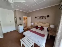 Umuzi Guest House Hotels in Richards Bay