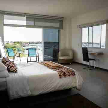 SeaSide Hotel Rooms