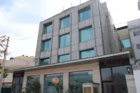 Bamyan the Boutique Hotel Hoteller i Lajpat Nagar 4