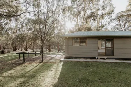 The Paddock at Ulupna - the Paddock at Ulupna - 10 Minutes from Cactus Country Отели в г. Кобрам