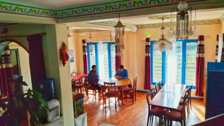 Hotel Deep Oasis Pokhara