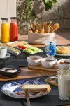 Artblue Villas - breakfast