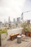 Domus Metro Hotel - Хостел