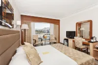 Izmir Palas Hotel - sul mare