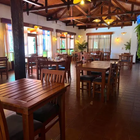 Hotel & Restaurant Las Brisas