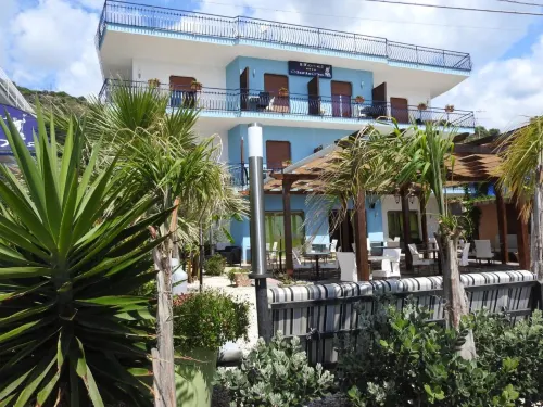ChrisMare Hotel