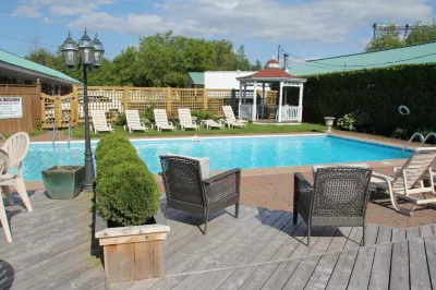 Willow Bend Motel Hotels in Truro