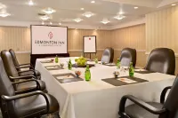 Edmonton Inn and Conference Centre Các khách sạn ở Edmonton