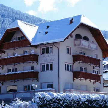 加尼別墅公園飯店 Museum Gherdëina附近的飯店