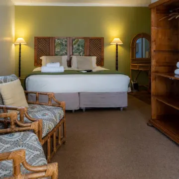 Selborne Bed and Breakfast Các khách sạn gần Trung tâm mua sắm Hemingways Mall