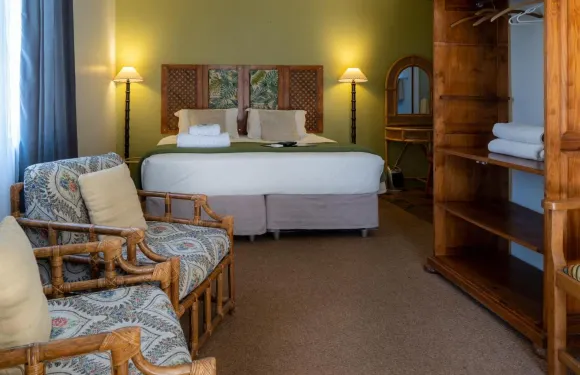 塞爾伯爾尼民宿