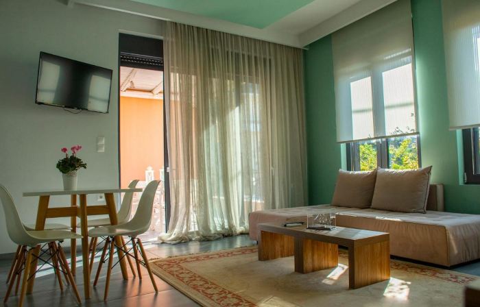 Derveni Luxury Apartments