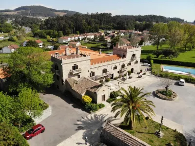 Hotel Pazo O Rial Hôtels à proximité de : La Malquerida