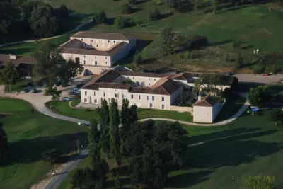 Terra Gasconha (Les Bastides Du Golf D Albret) Hôtels à : Nérac