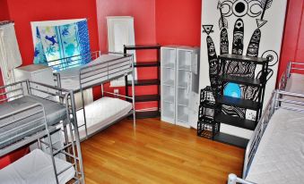 The Hive Hostel - Traveler Friendly, Passport Only