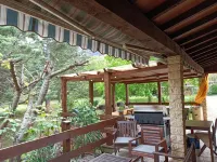 Les Eaux Tranquilles Hotel a Caudies-de-Fenouilledes