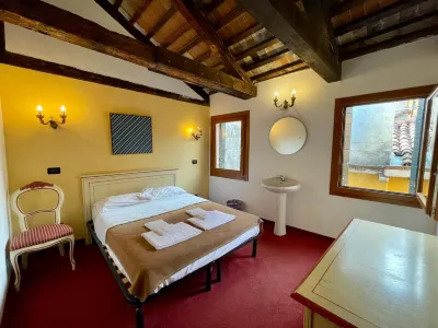 Ai Boteri Hotel di 