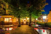 Eifelkrimihotel Hotels in Steffeln